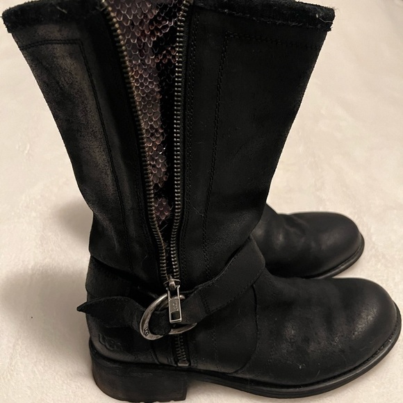 UGG all weather leather mid calf boots - Picture 3 of 5